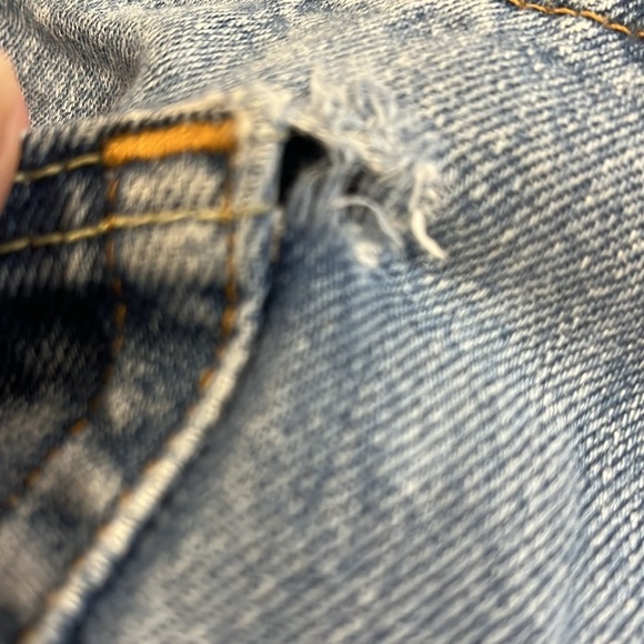 Levi 505 Light Wash Jeans - Picture 4 of 7